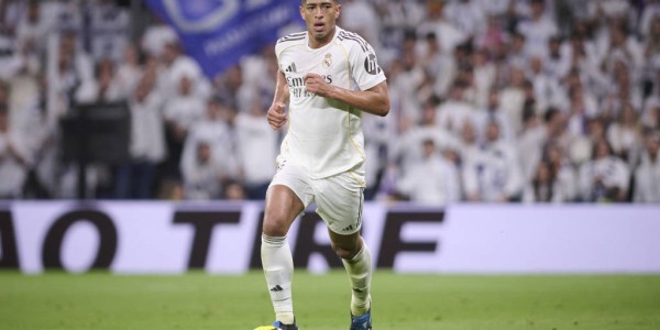 皇马欧冠迎战摩纳哥！姆巴佩领衔出战，伤病潮考验两队实力