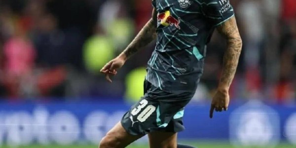 皇马应拿新“劳尔”+6000万欧签下德甲当红中锋，否则悔之晚矣！