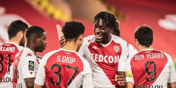 周六014：法甲 摩纳哥VS里昂,比分推荐