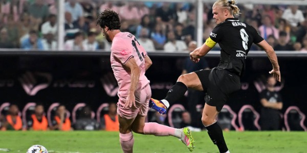 哈兰德94分钟绝杀！1.2亿身价背后藏着多少凌晨4点的训练录像？