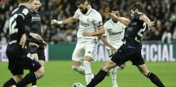 西甲焦点战：莱万特VS马竞——保级弱旅能否撼动争冠劲旅？